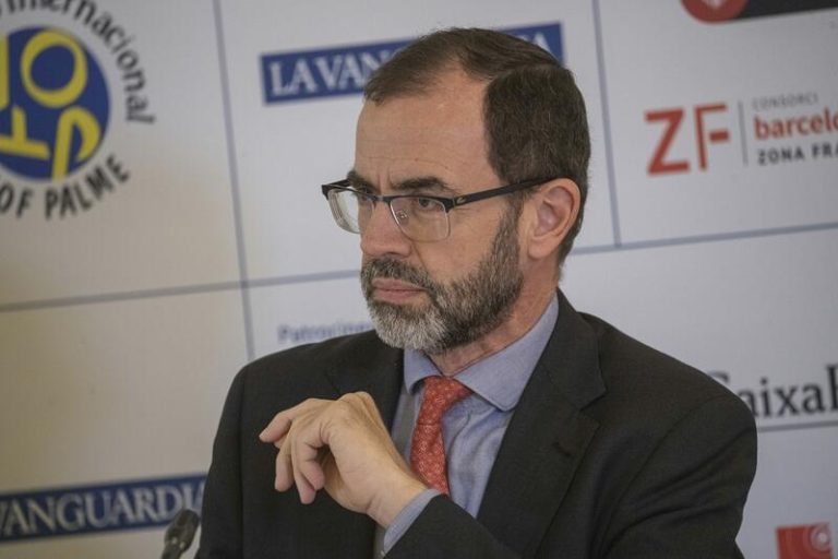 El BOE publica el nombramiento de Camillo Villarino como jefe de la Casa del Rey y el cese de Jaime Alfonsín