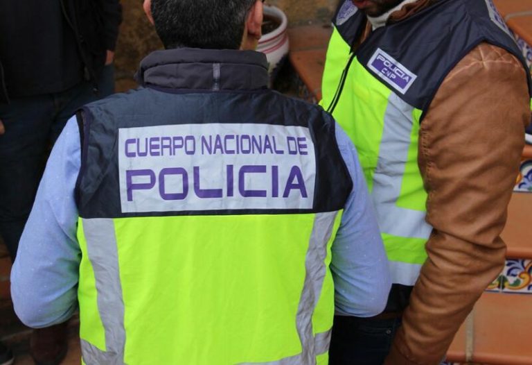 Detienen a un hombre acusado de estrangular a su hermana en Valencia