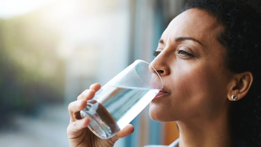Es Verdad Que Beber Agua Adelgaza, Pero Solo En Estas Situaciones 3 Agua Y Sustancias De Desecho: El Sistema Linfático