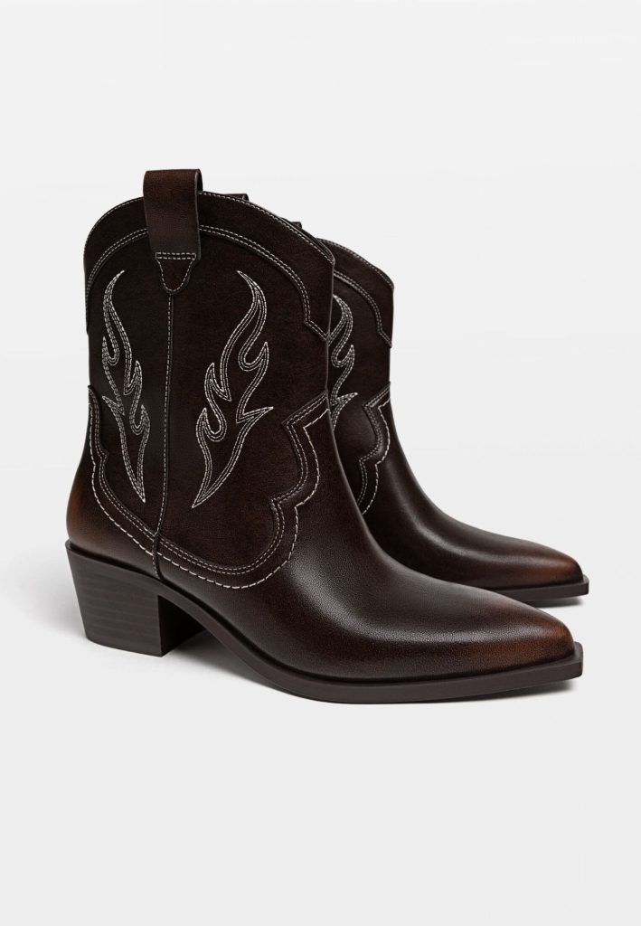 Stradivarius: 6 deslumbrantes botas estilo cowboy que marcarán tendencia esta primavera 150 Botines Tacón Cowboy Bordados