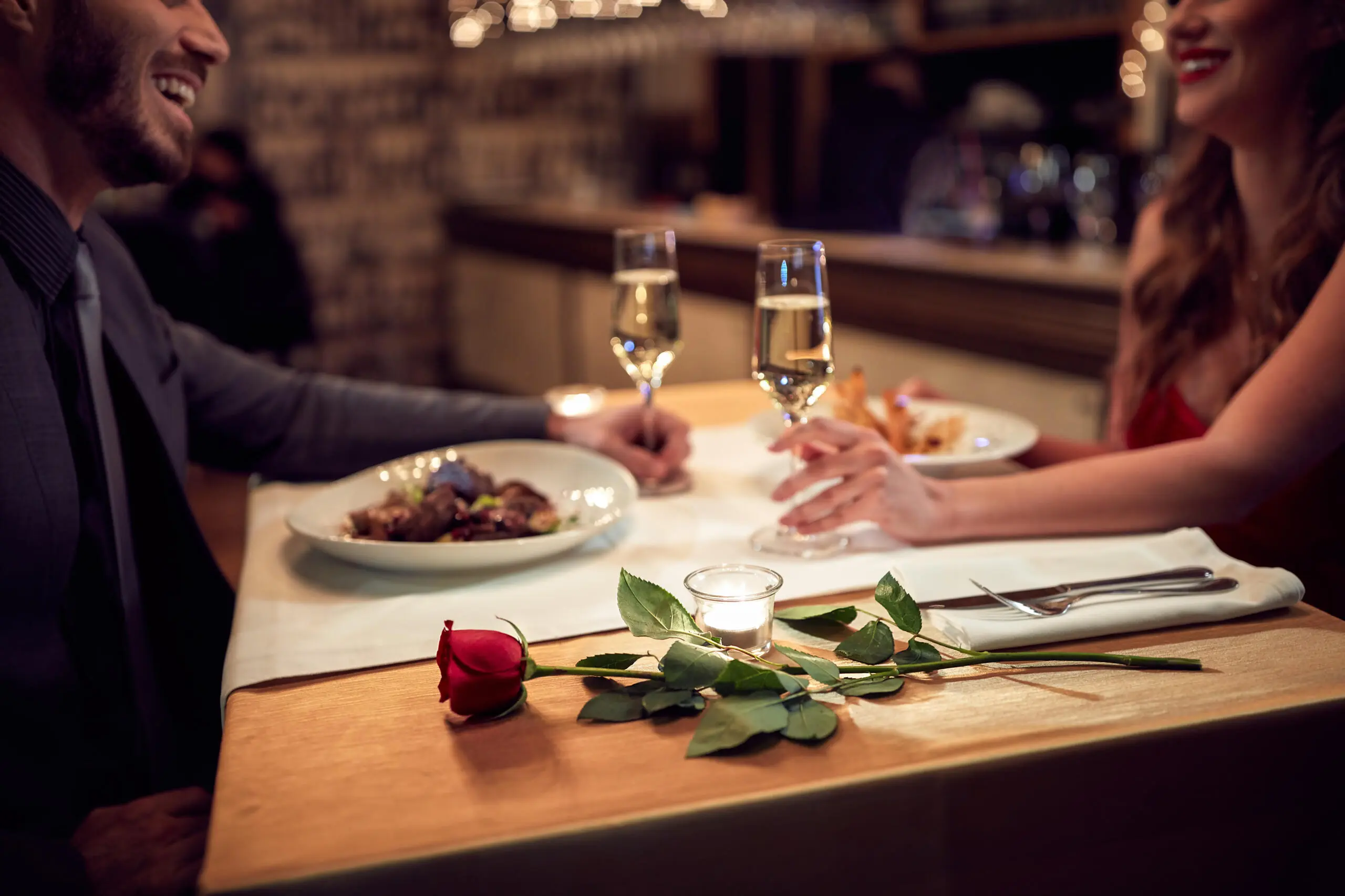 Detalles Que Ambientan La Cena Perfecta