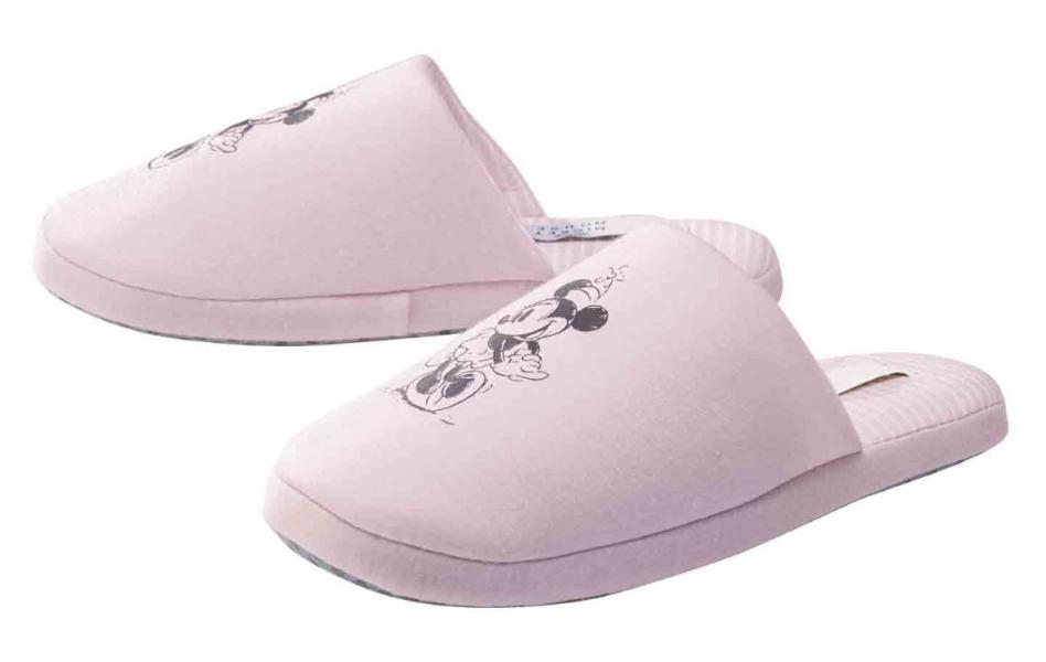 Encanto y suavidad: zapatillas para mujer Minnie Mouse