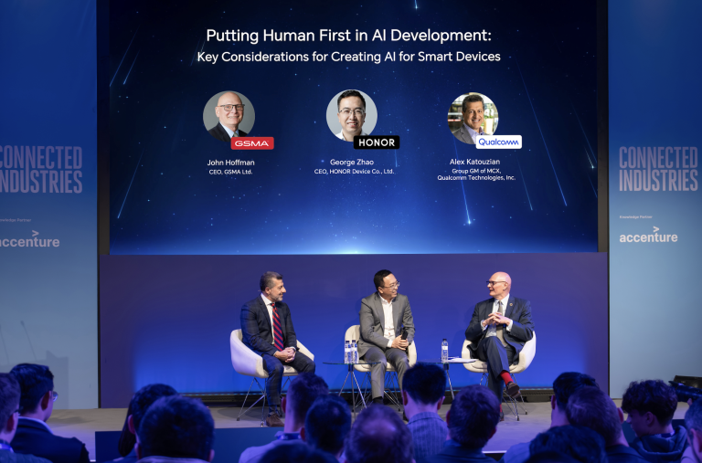HONOR marca el futuro de la IA en los dispositivos inteligentes en el MWC
