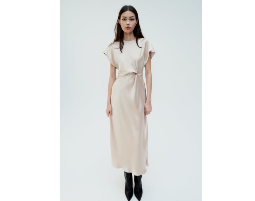 Consigue tu estilo coquette con estos 5 vestidos de Zara que arrasan por su feminidad