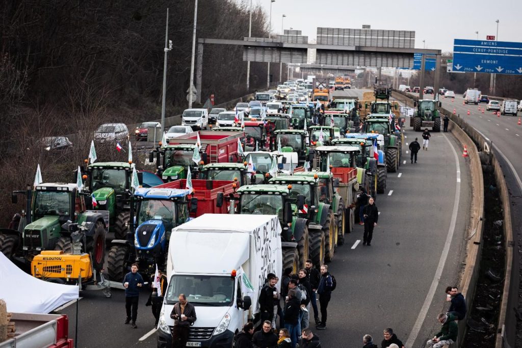 Desafíos Y Medidas Para El Transporte Por Carretera Durante Las Protestas En Francia