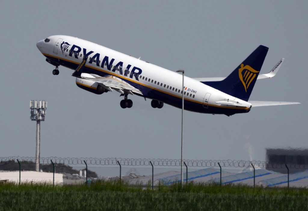 Europapress 5708885 Filed 22 May 2023 Schoenefeld Boeing 737 Of The Airline Ryanair Takes Off
