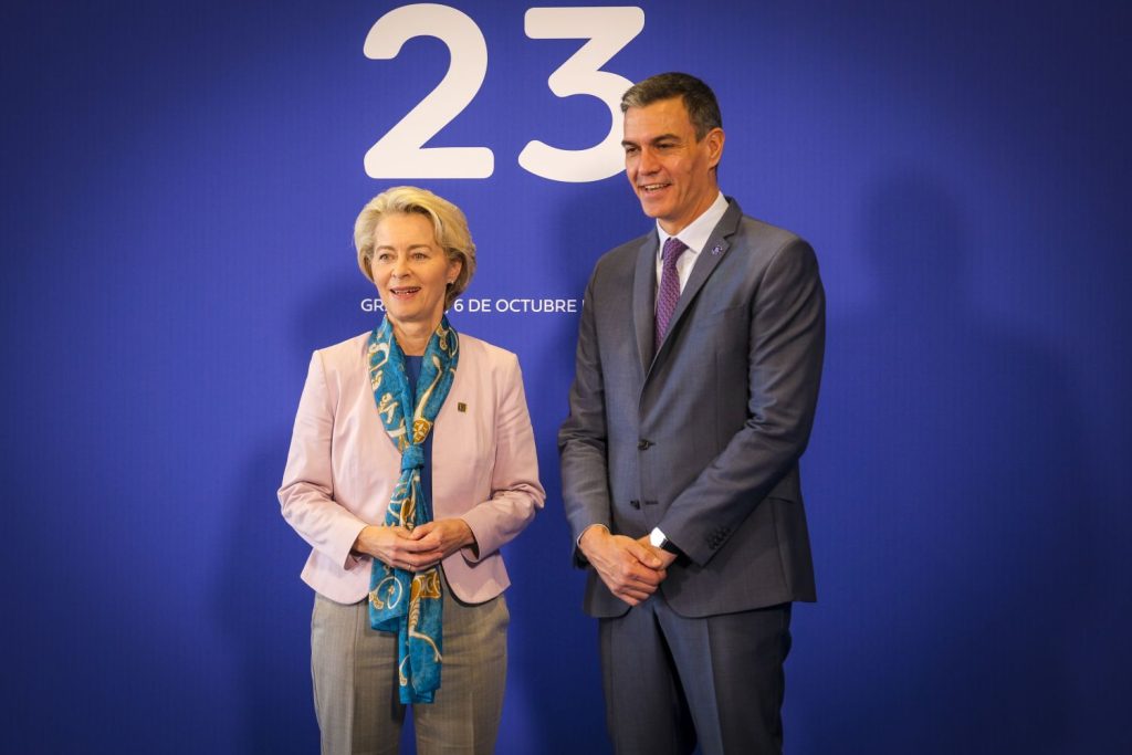 Europapress 5745147 October 2023 Granada Andalusia Spain Pedro Sanchez And Ursula Von Der Leyen 1