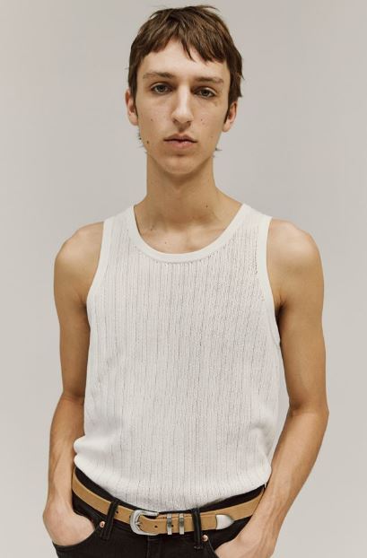 H&M, el resurgimiento del tank top como prenda esencial