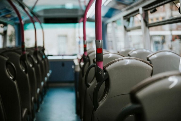 ¿Cómo fueron los inicios de la carrera de Raúl López, presidente de Monbus?