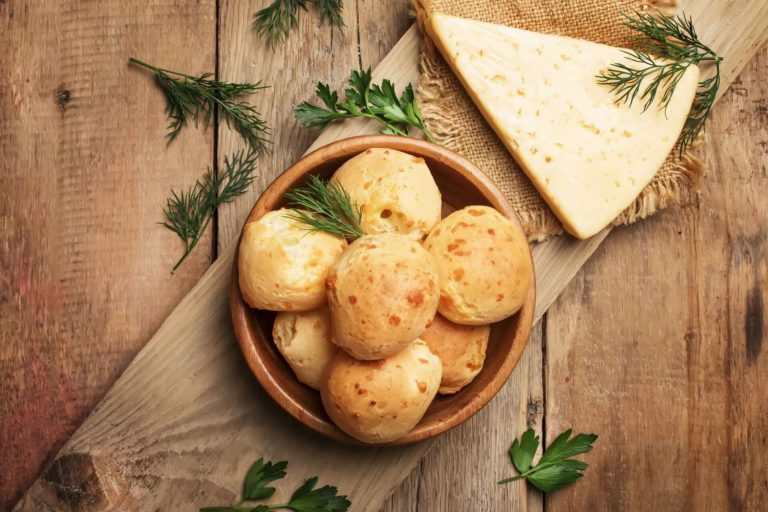 Panecillos con queso: consigue hacerlos tiernos y cremosos con este truco sencillo y rápido en Thermomix