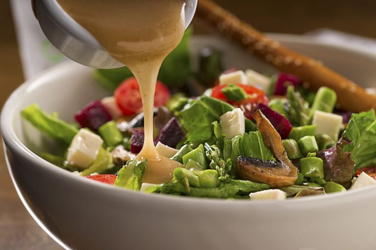 10 alimentos hipercalóricos que están en tu dieta y no lo sabes