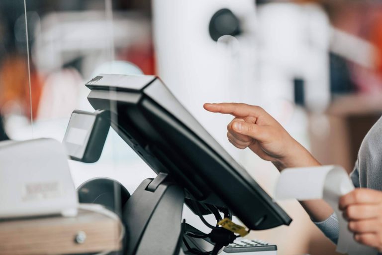 Tener tienda física y tienda online conectadas y sus principales beneficios