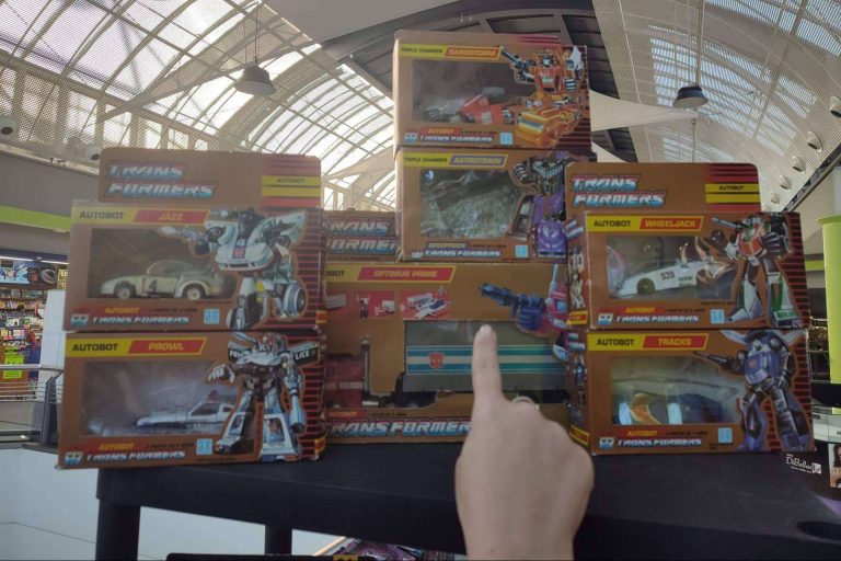 El mundo de los ‘Transformers, un viaje a Cybertron’ en el Mercado del Juguete de Madrid