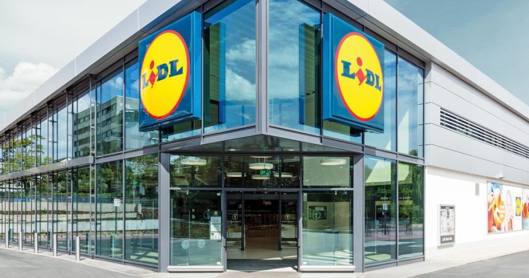 la sudadera cropped de Lidl por menos de 10 euros para cualquier look 