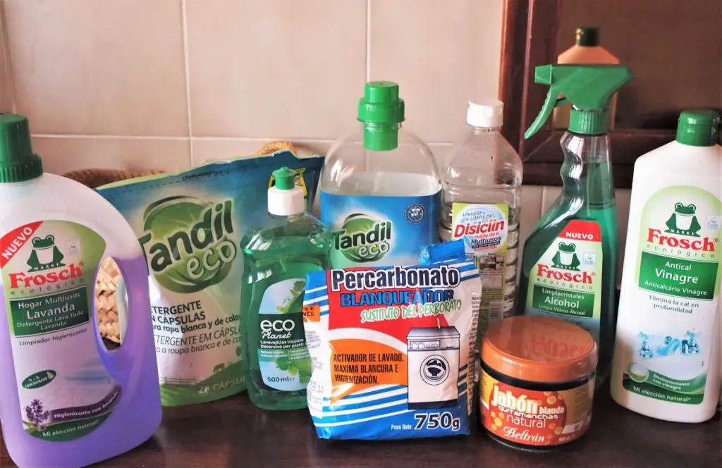 Supermercados: El desinfectante del Mercadona sin lejía para ropa y tejidos  que arrasa por su eficacia