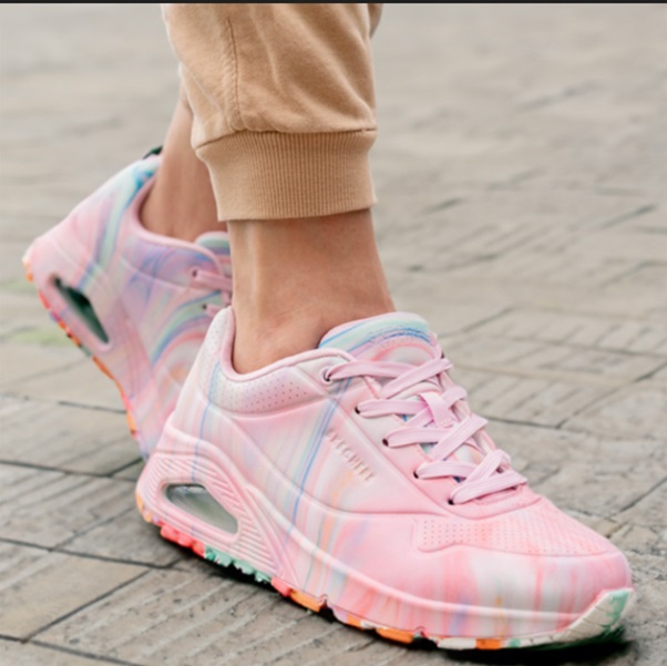 Skechers