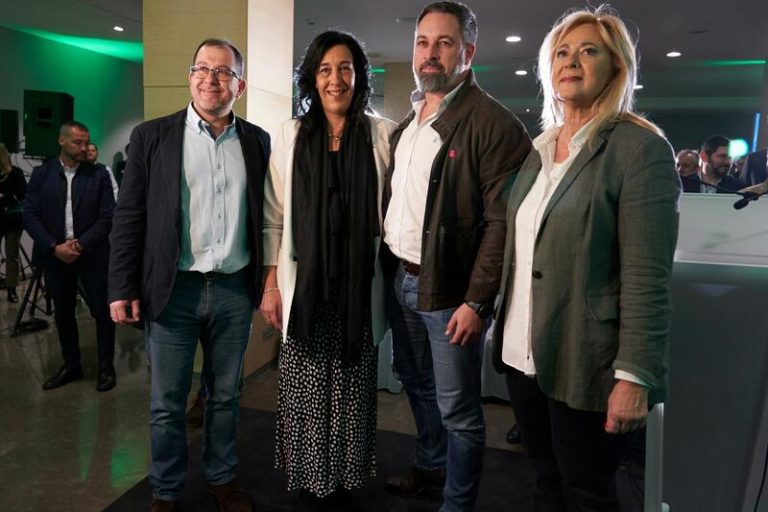 Abascal defiende que el País Vasco «merece una alternativa de verdad»