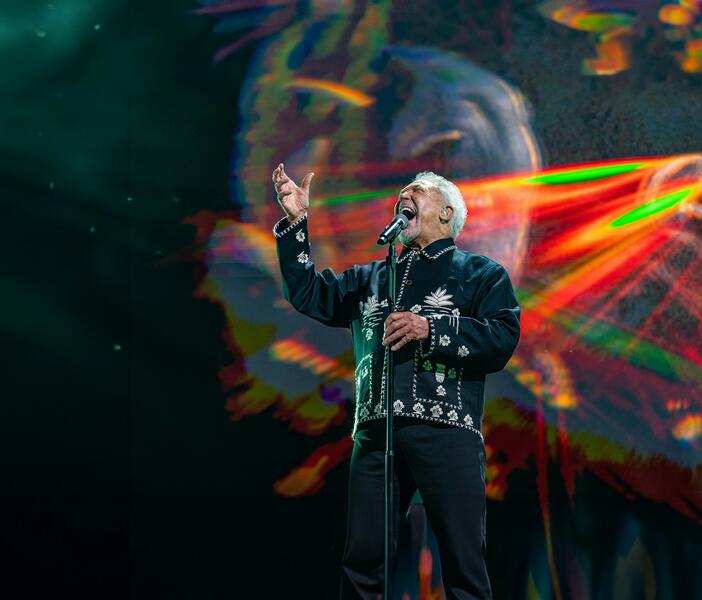 El incombustible Tom Jones actuará en Valencia el próximo verano