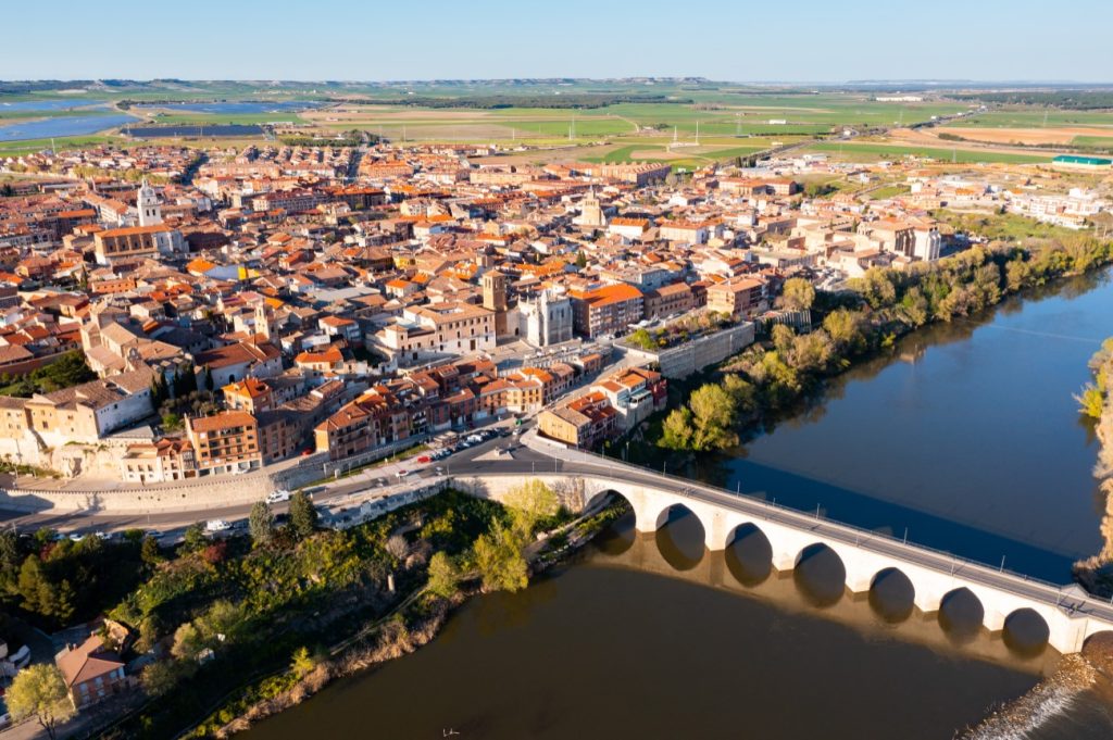 Valladolid, Tranquilidad Y Servicios De Calidad