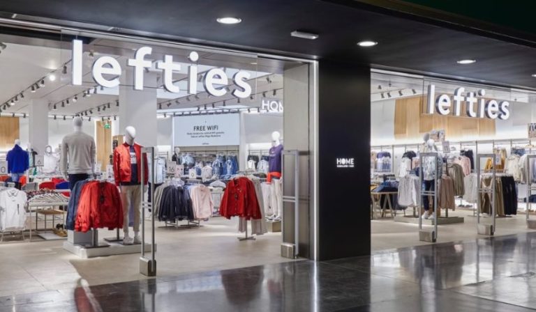 4 botas de Lefties estilo Chelsea y Cowboy casi tan cómodas como las zapatillas