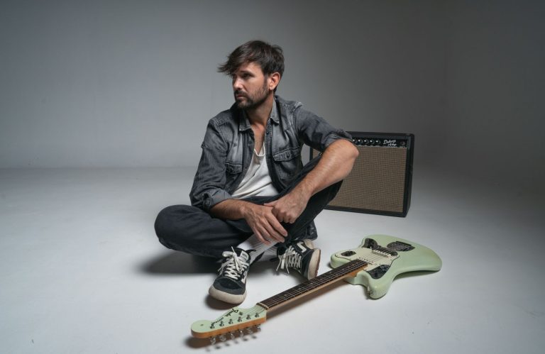 David Otero: «Hay plataformas de construcción de guitarras para discos que hace directamente una IA»