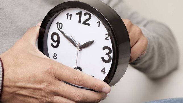 Consideraciones sobre el ajuste de los relojes
