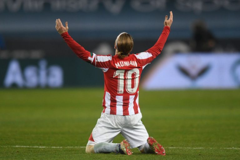 Iker Muniain hundido con el próximo fichaje del Athletic