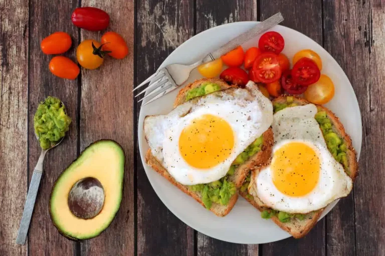 10 desayunos con fibra para combatir el estreñimiento