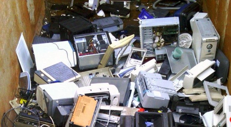 La ecotasa oculta que afecta tu bolsillo al reciclar aparatos eléctricos