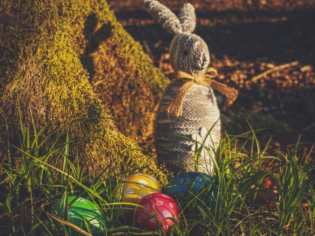Este es el verdadero significado de los huevos de Pascua, así se relacionan con la Semana Santa