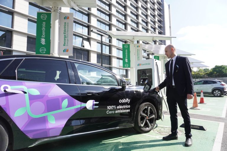 Las duras exigencias a los conductores de VTCs para optar al bonus de Cabify