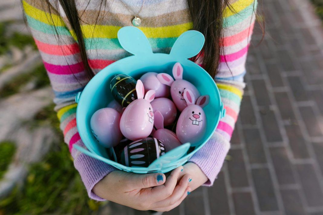 Este es el verdadero significado de los huevos de Pascua, así se relacionan con la Semana Santa