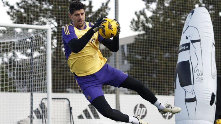 Courtois se retira llorando del entrenamiento del Real Madrid: la otra rodilla