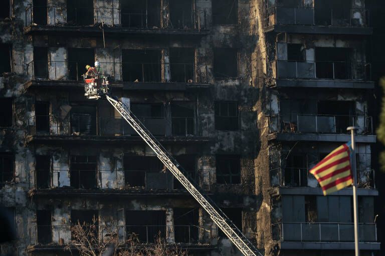 Investigación Del Incendio En Valencia: Desentrañando Las Causas Del Desastre