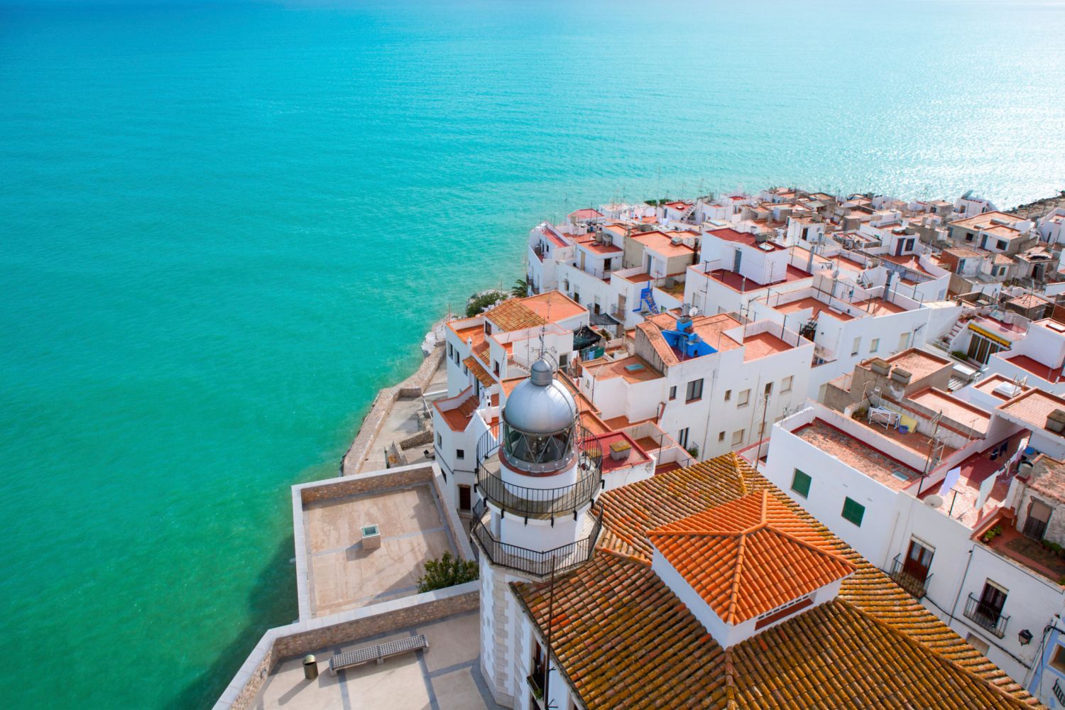 Encantos De Piedra Y Mar: Pueblos Con Historia