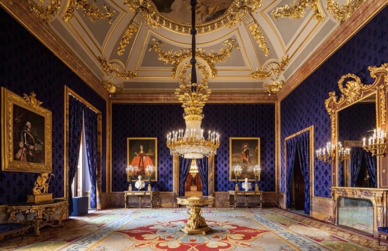 Secretos de Palacio: ¡Lo que no te Imaginas de la realeza madrileña!
