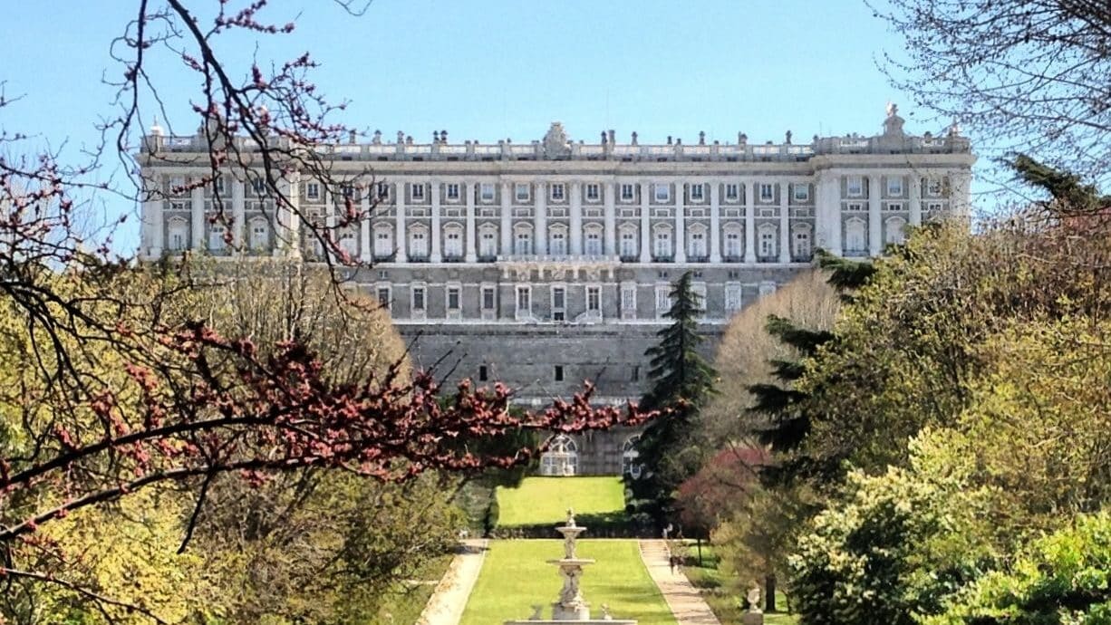 Secretos De Palacio: ¡Lo Que No Te Imaginas De La Realeza Madrileña! 4 La Realeza Y La Educación