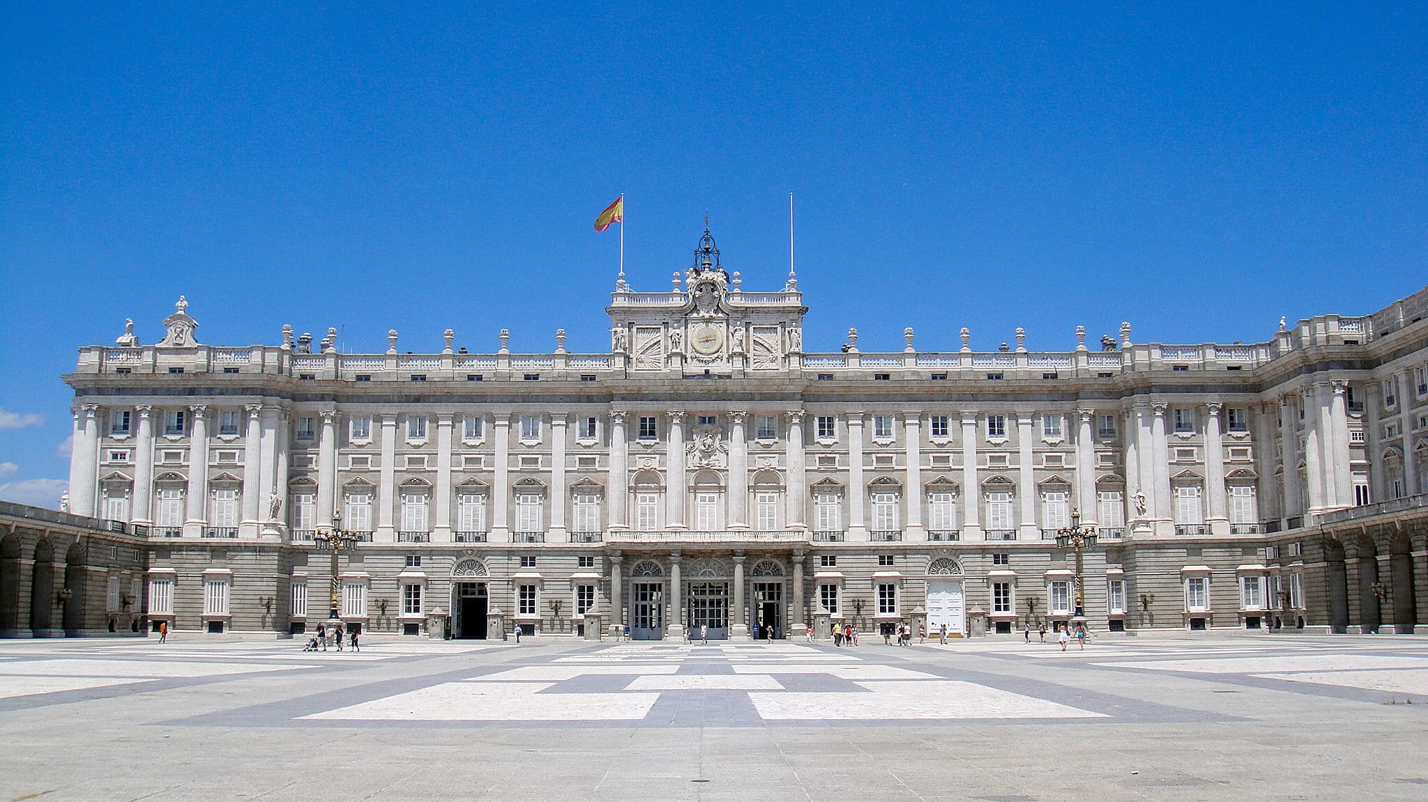 Secretos De Palacio: ¡Lo Que No Te Imaginas De La Realeza Madrileña! 2 Escándalos Y Controversias
