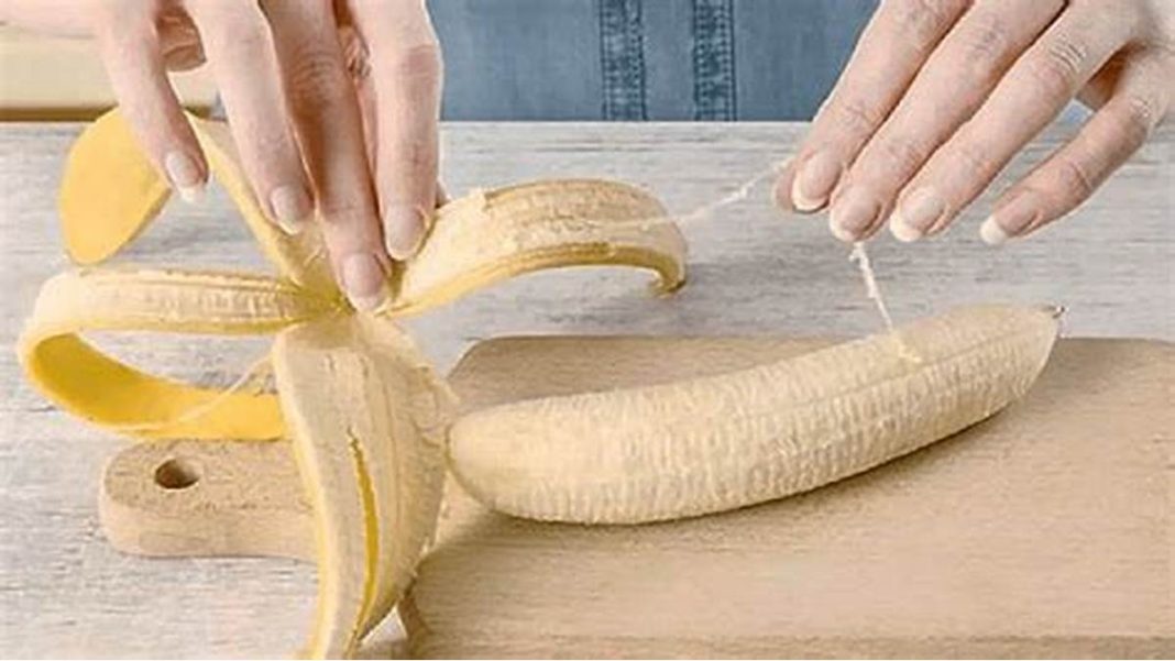 ¿Qué pasa si te comes los hilos de los plátanos?
