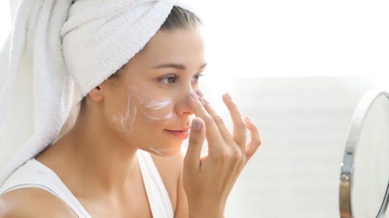 Cómo hacer tu propio serum facial: despídete de las arrugas con ingredientes de tu cocina