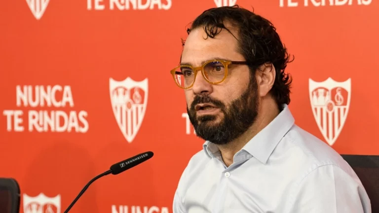 Víctor Orta sitúa 2 fichajes clave muy cerca del Sevilla FC