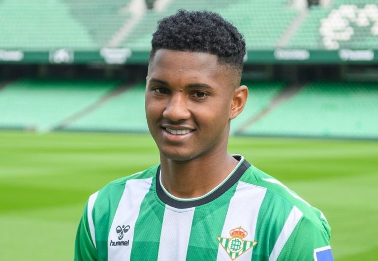 Abner Vinicius se va del Betis: Pellegrini tiene 2 posibles sustitutos
