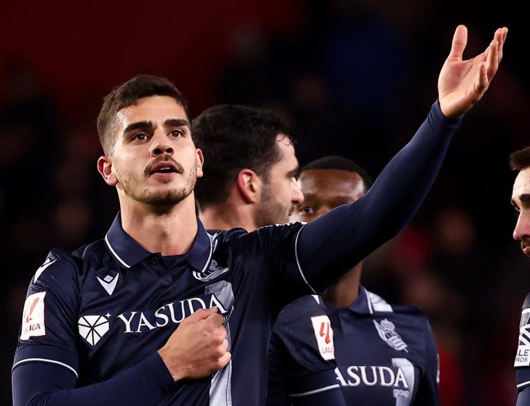 André Silva tiene planes que chocan con la Real Sociedad