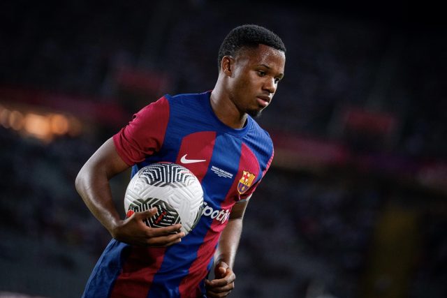 El Padre De Ansu Fati Echa Gasolina Al Fichaje Por El Sevilla Fc 1 Ansu Fati Sevilla Fc