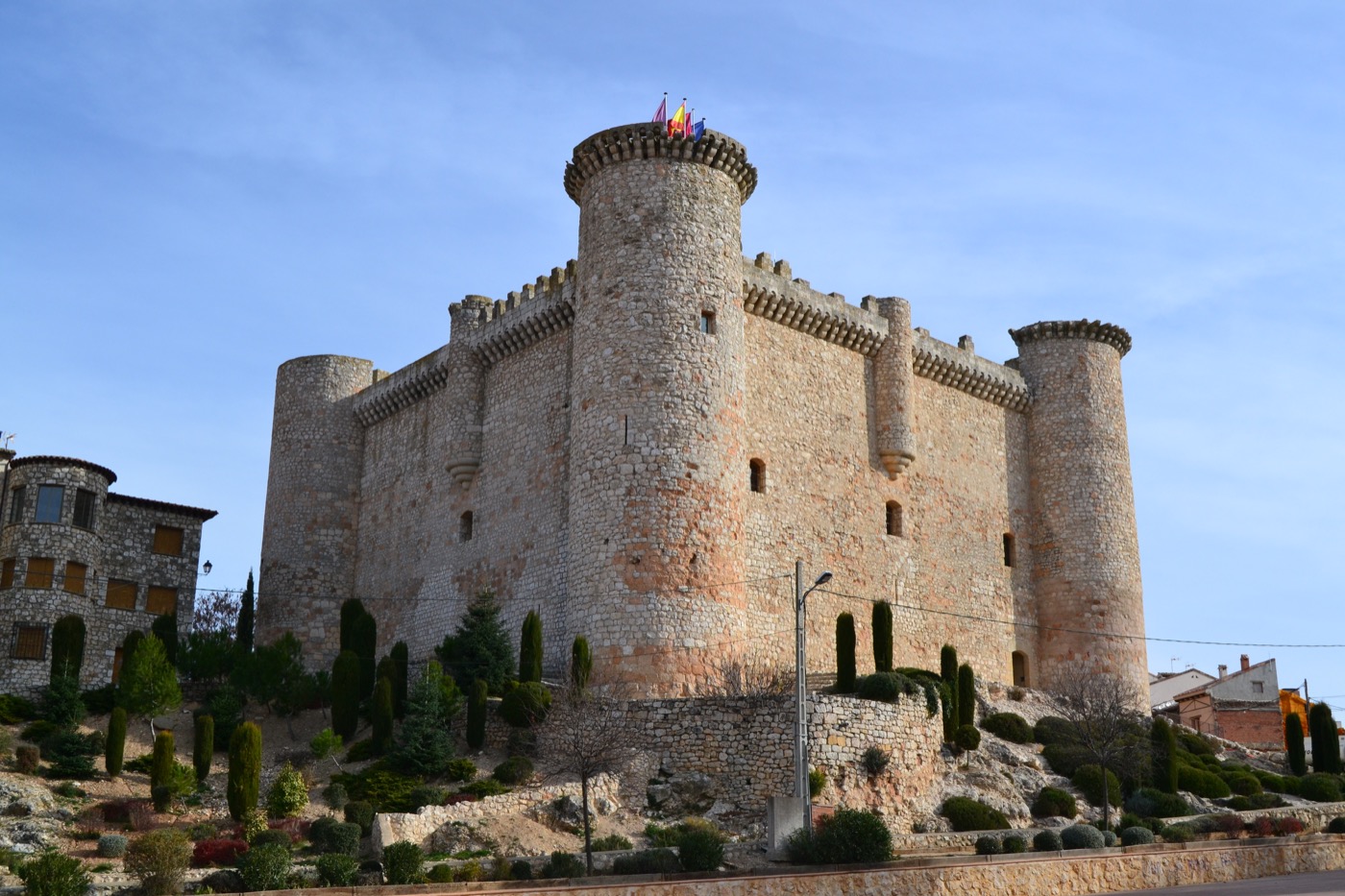 Arquitectura Y Diseño De Los Castillos De Guadalajara