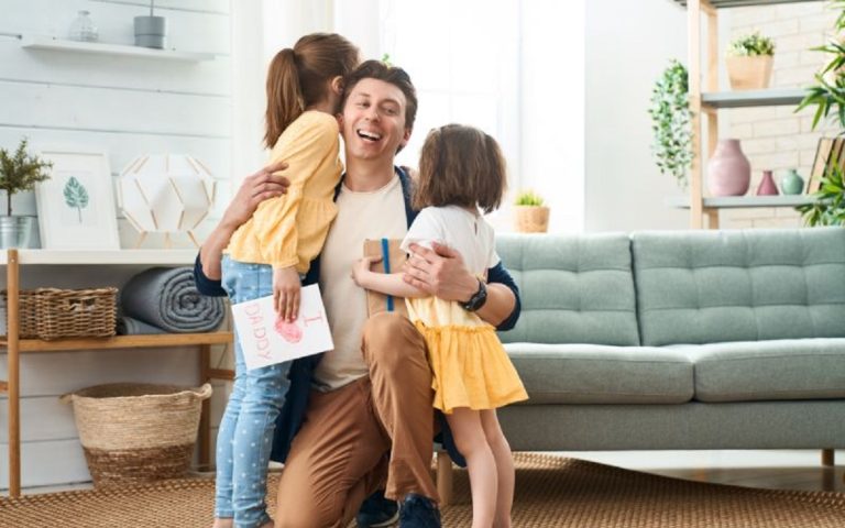 Amazon te trae los mejores regalos para el Día del Padre: sorpréndelo por menos de 25 euros