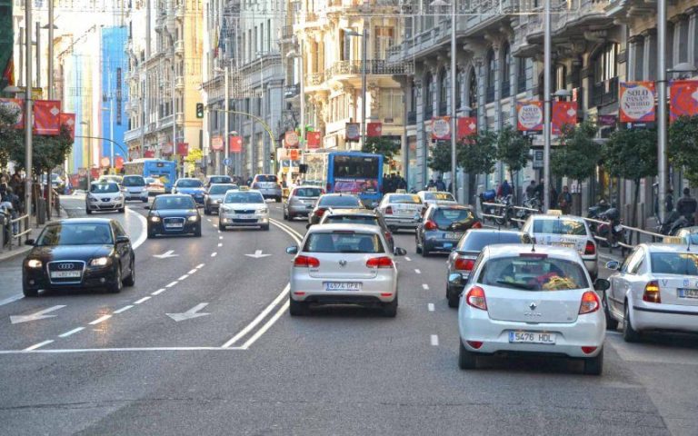 La web mejor que Google Maps o Waze para evitar multas al conducir por las carreteras de la ciudad de Madrid