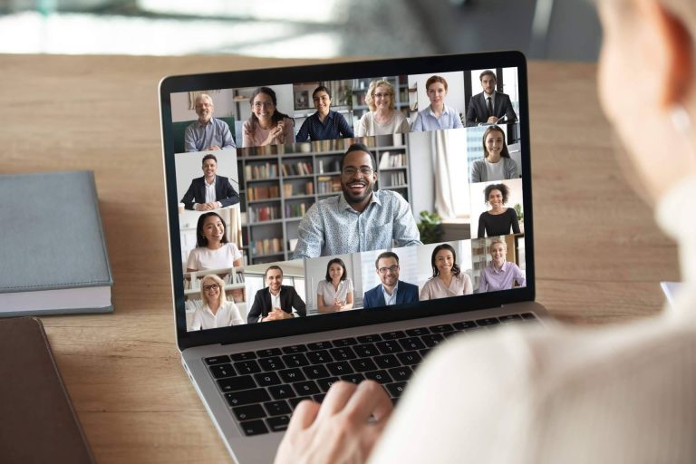 ¿Por qué son cada vez más los profesores y alumnos que optan por la modalidad online?