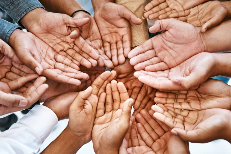 La red social solidaria que conecta personas altruistas con entidades filantrópicas, Volungo