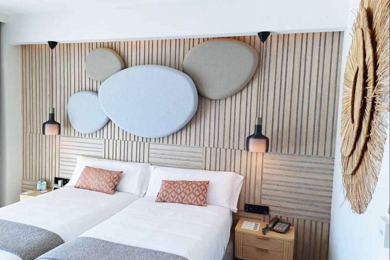 Las soluciones de Absotec ayudan a mejorar el confort acústico en habitaciones de hotel